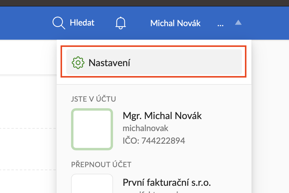 Přihlaste se do svého účtu v prostředí Fakturoid. Otevřete si účet subjektu, se kterým chcete pracovat. Zvolte Nastavení po otevření dialogu v pravém horním rohu.